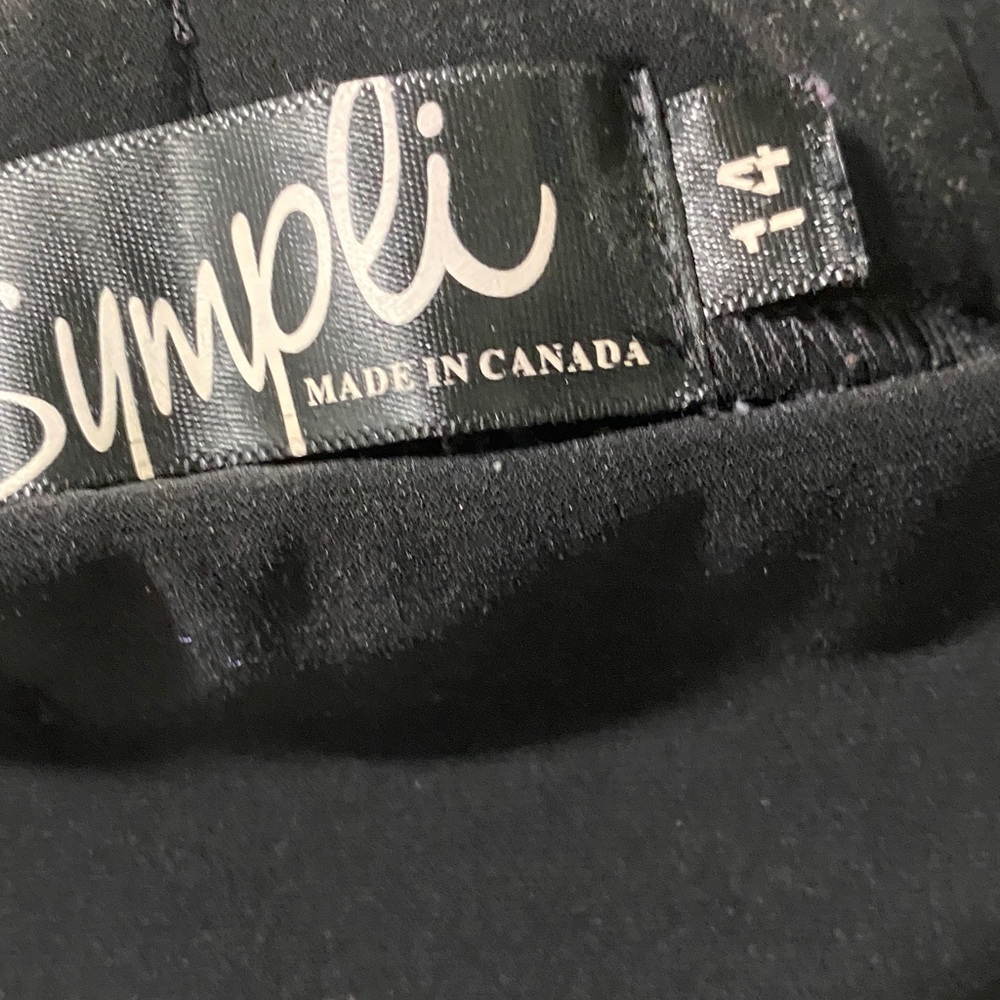 Sympli Elegant Black Pencil Skirt - Picture 2 of 3